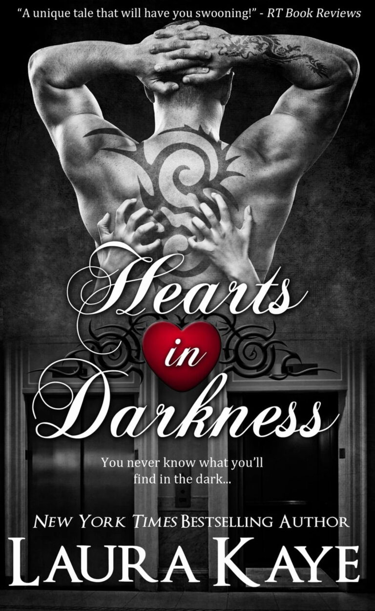 Reviews Hearts in Darkness by Laura Kaye
